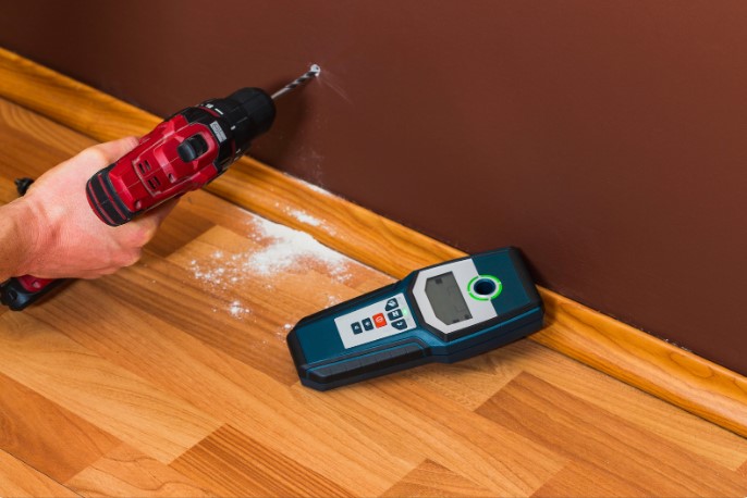 Где применяется детектор скрытой проводки